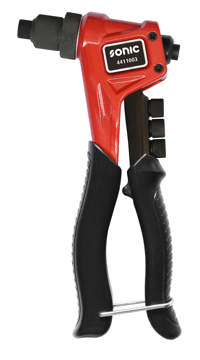 Riveting nut plier