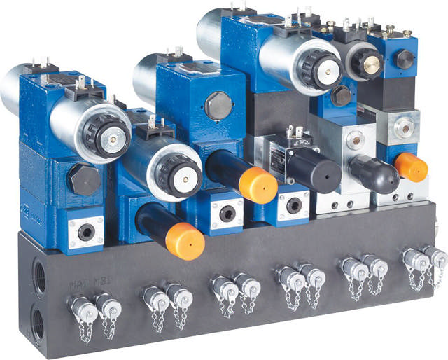 MULTISTATION MANIFOLD 1HSR10-35/01C/350 SO8 FE//ZN8//CN/T0